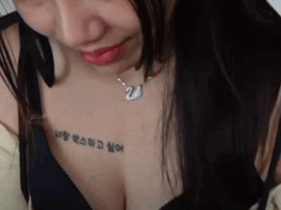 น้องหมวย ไซด์ไลน์สาวไทยขายดอกไม้ริมหาดพัทยา รับงานเย็ดหารายได้พิเศษ